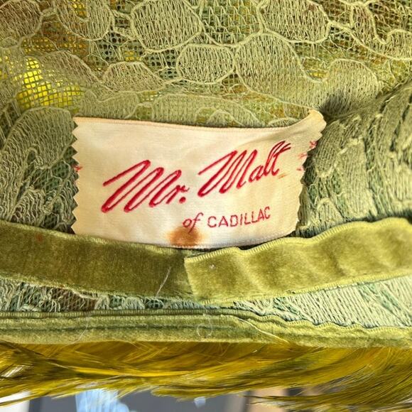 Vintage 1940s Mr Malt green feather hat main image 7